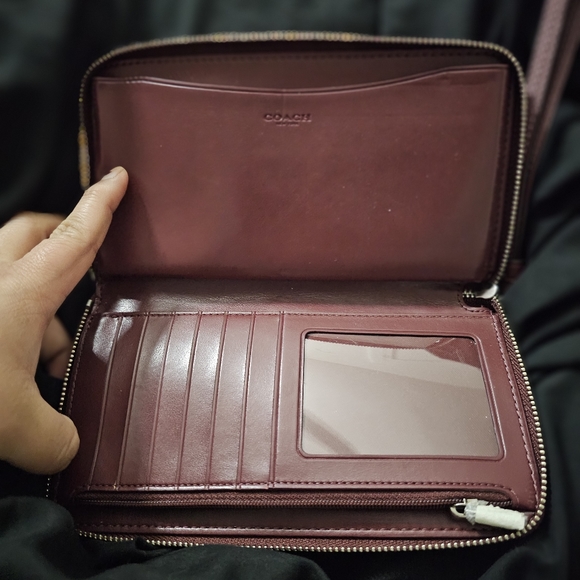 SOLD - Picture 3 of 6